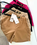 Short alfaiataria com cinto e zíper