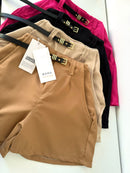 Short alfaiataria com cinto e zíper